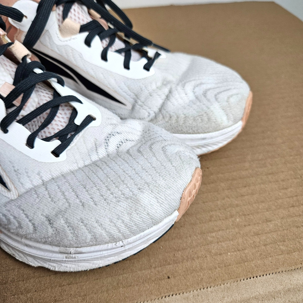 Altra Womens Torin 6 Running Shoes Size 11 White Peach Black ALOA7R78110 Road - Picture 11 of 12